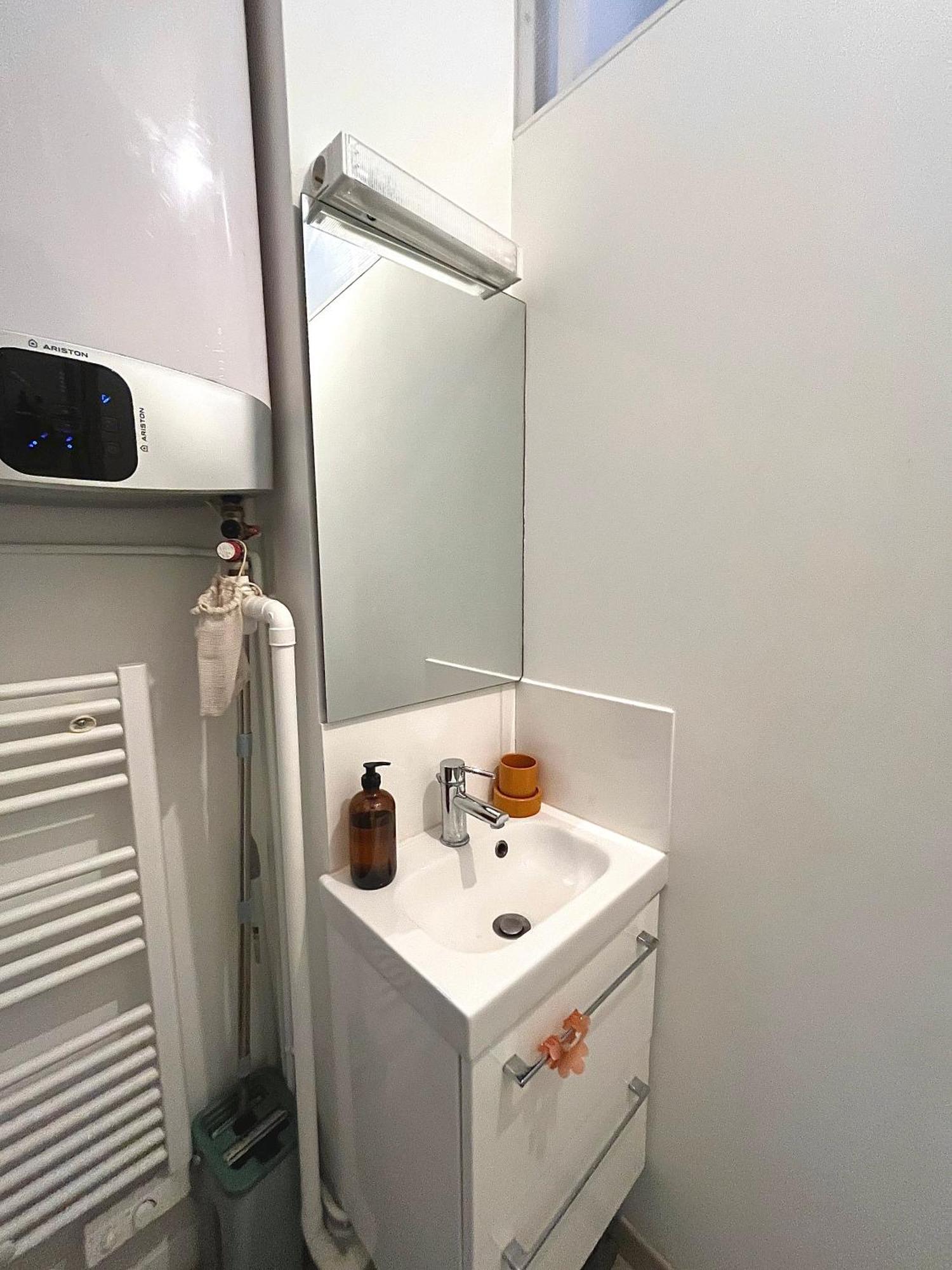 Appartement Haussmannien Au Coeur Du 11e *